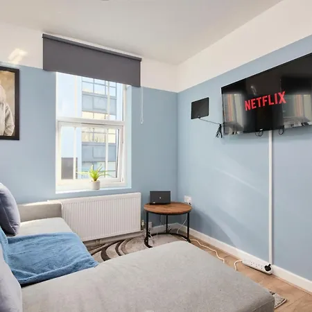 The Stunning Gems Of Central Apartment Bristol