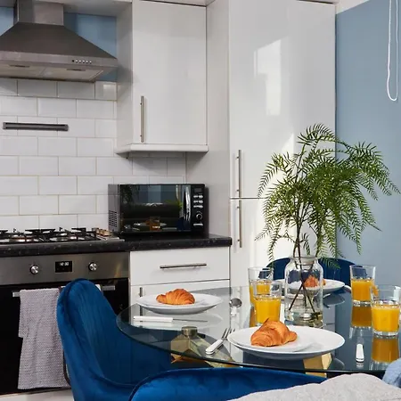 The Stunning Gems Of Central Apartment Bristol